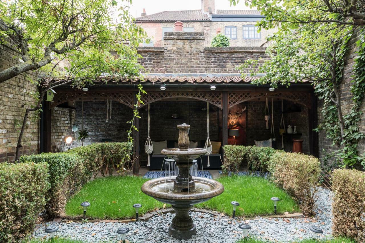 House Of Sebastiao Maria - The Townhouse * Londra